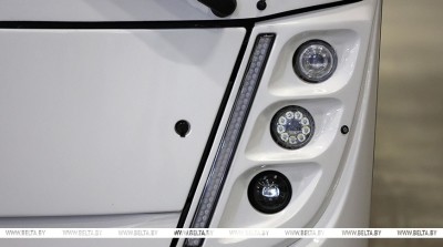 Lukashenko tours new MAZ bus factory